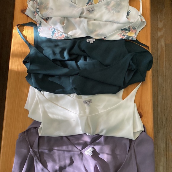 🍍 KISMET✨ Tank Top Bundle - Size Medium - Picture 2 of 10